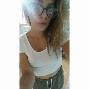 Meet your Posher, Sonia